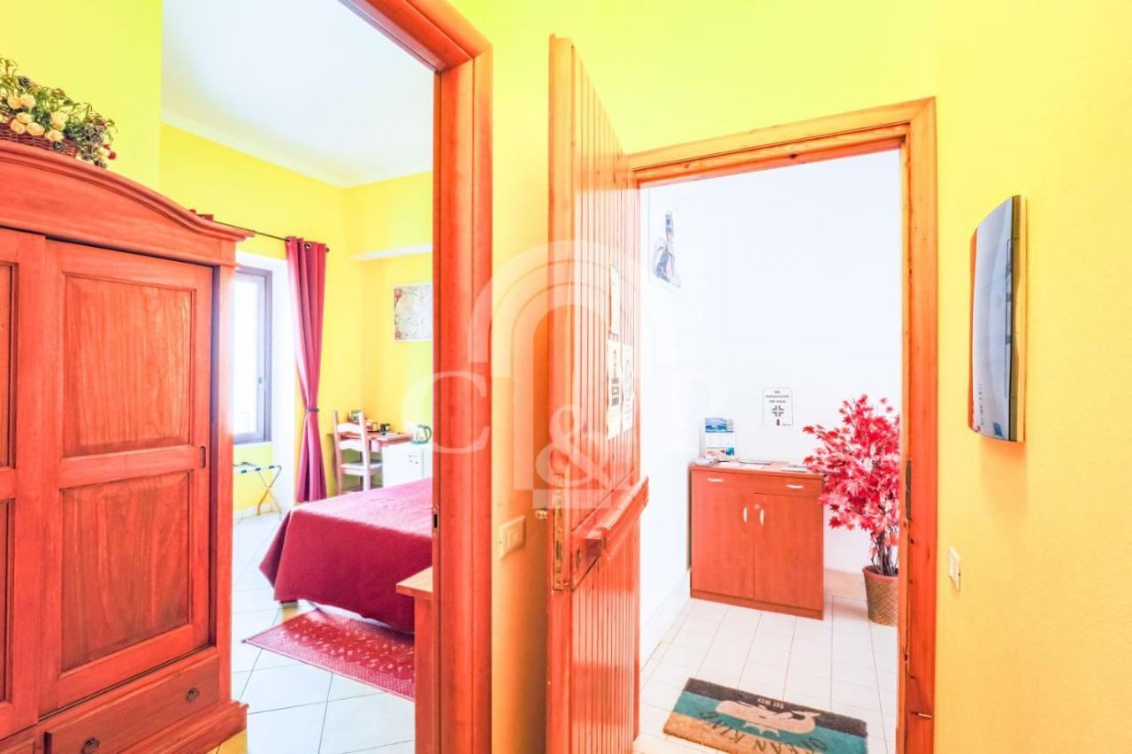 Aldebaran Centro Storico Villa กาญารี ภายนอก รูปภาพ